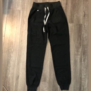 FIGS Zamora jogger scrub pants